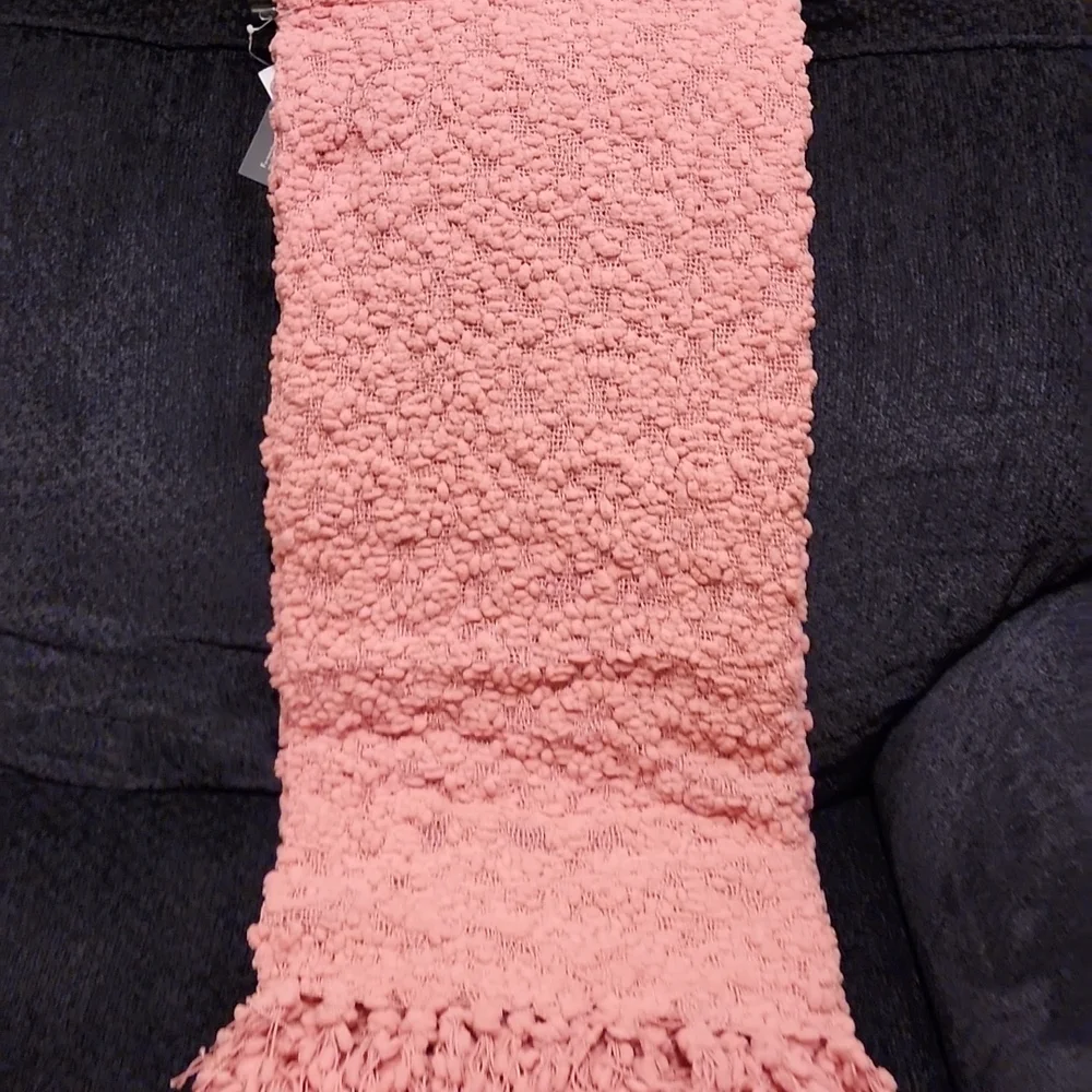New Wendy Bellisimo Throw in Peachy Mauve Pink